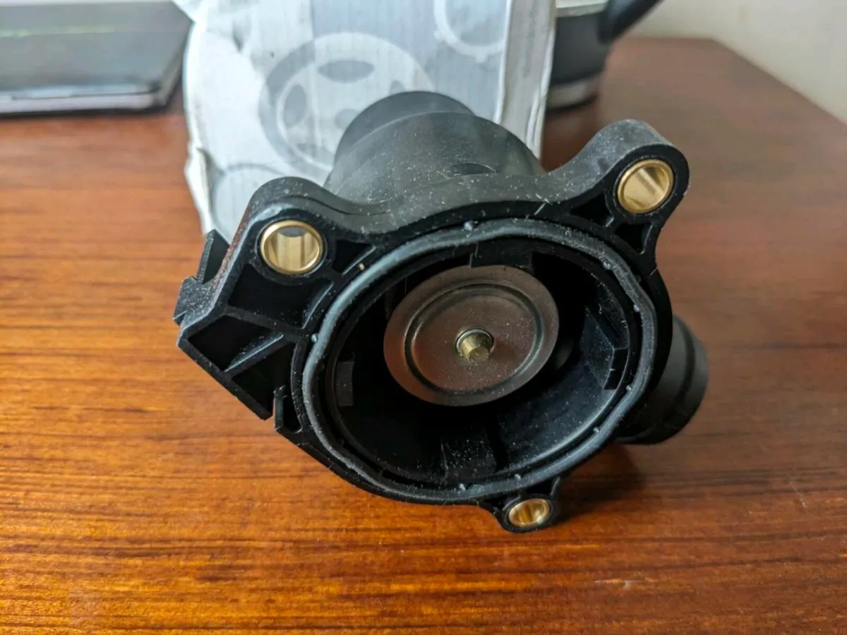 Thermostat Mercedes A6512002702 - Image 3