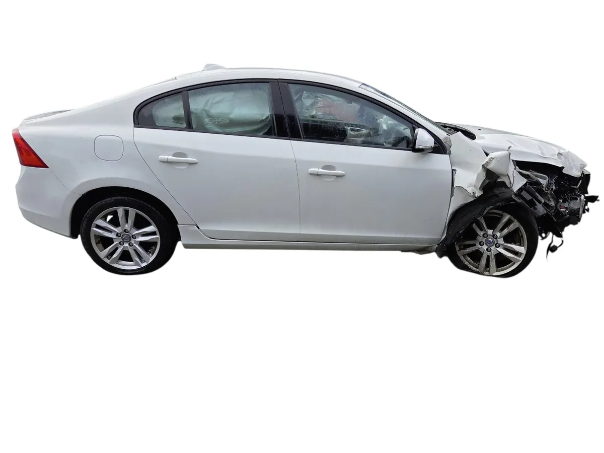 2013 VOLVO S60 For Breaking/Dismantling - Image 2