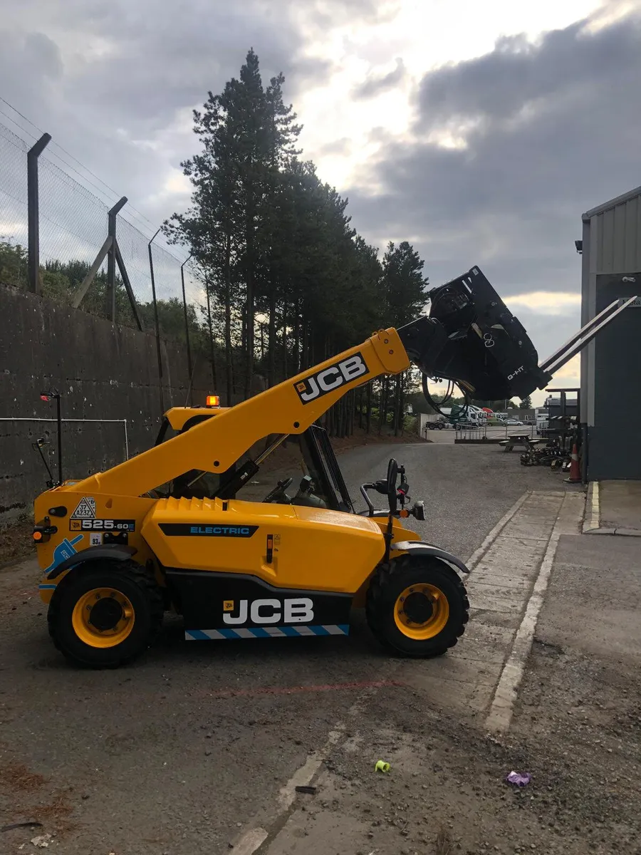 JCB 525-60E ELECTRIC COMPACT TELEHANDLER YEAR 2022 - Image 4