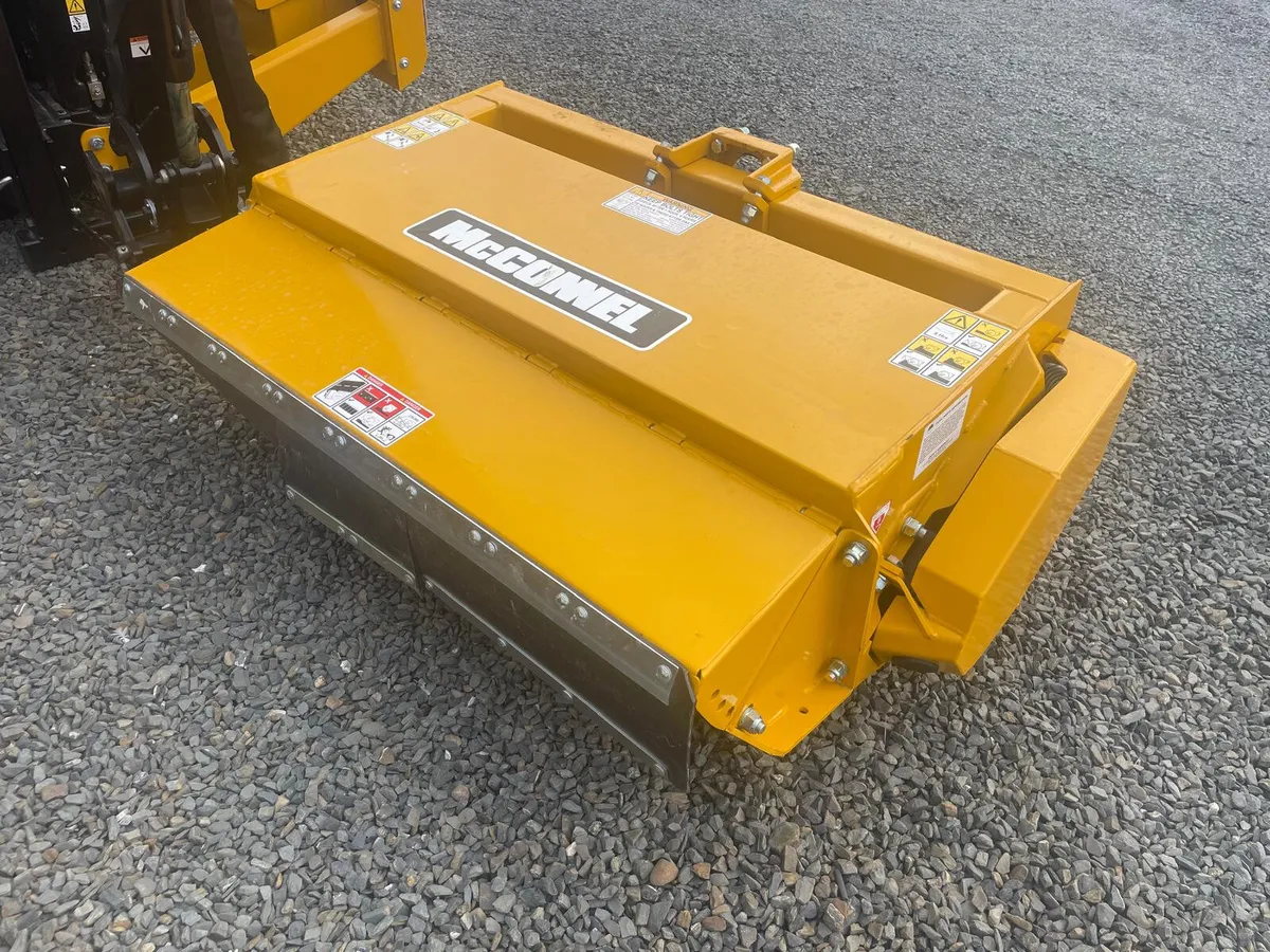 New McConnel PA6582 T Hedgecutter - In Stock !!! - Image 2