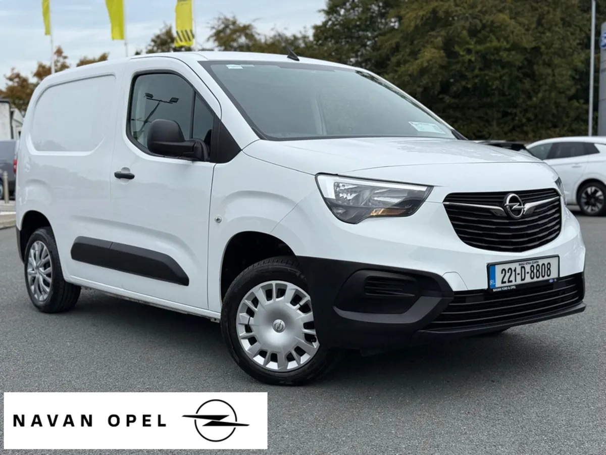 Opel Combo SWB 1.5 TD 100Ps - Image 1