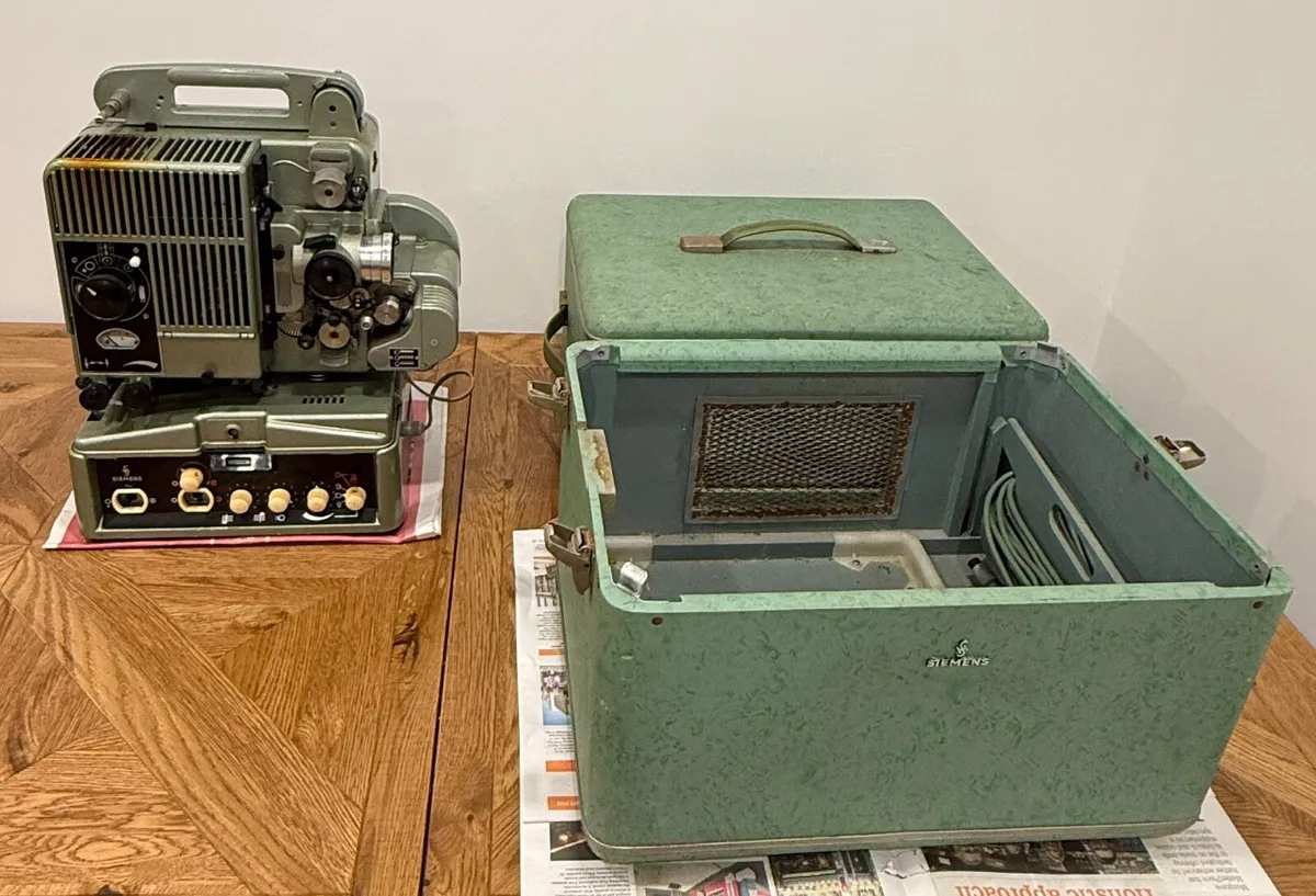 16mm  film projector Siemens 2000 - Image 3