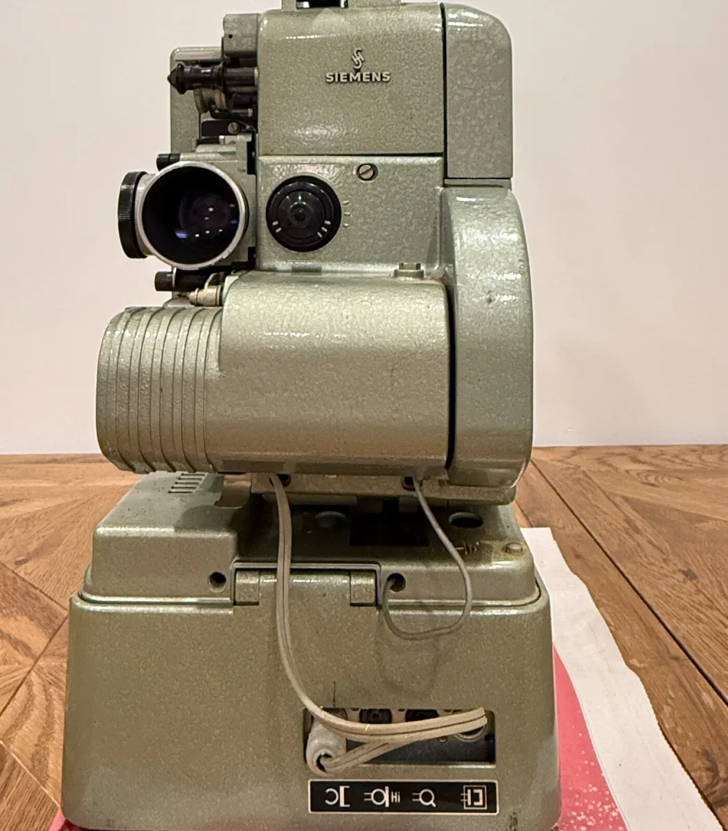 16mm  film projector Siemens 2000 - Image 4