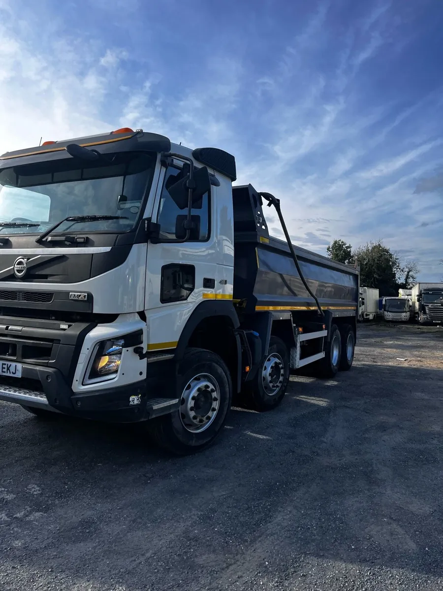 2018 volvo fmx Thompson steel body - Image 1