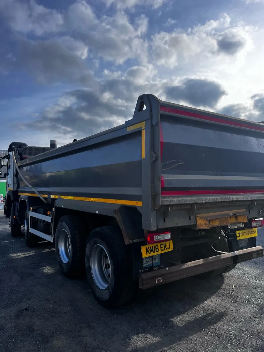 2018 volvo fmx Thompson steel body - Image 4