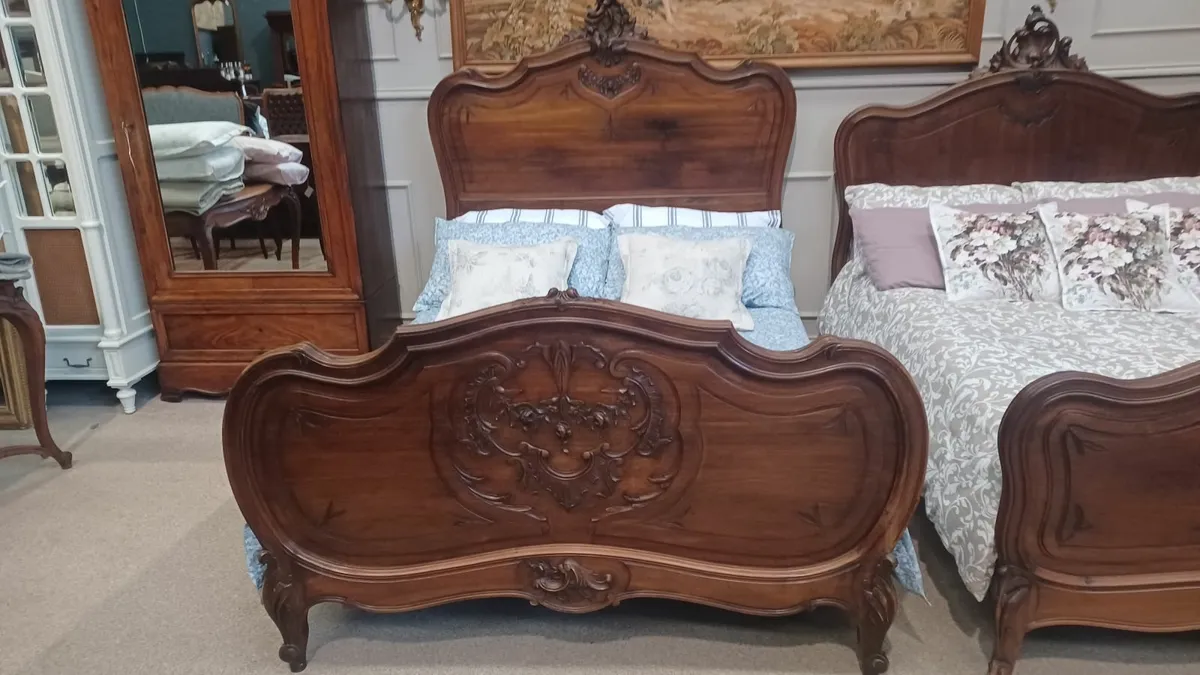 Two unique antique beds Louis XV - Image 3