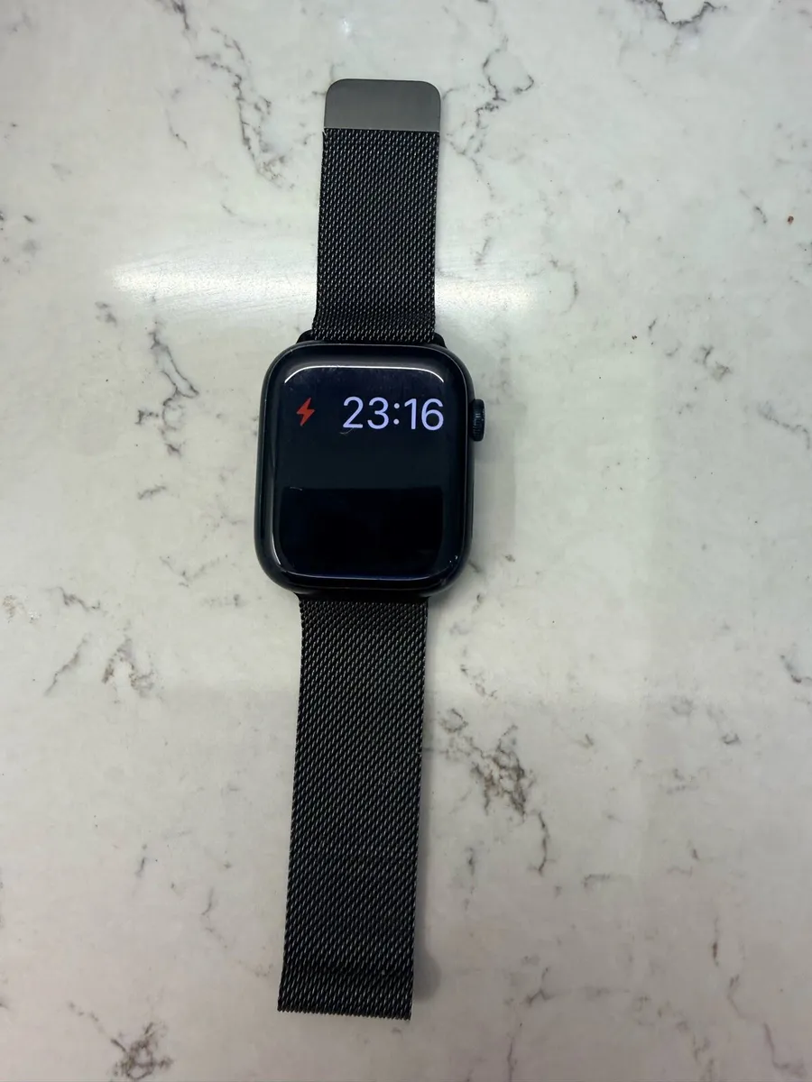 Apple Watch series 9 - Image 2