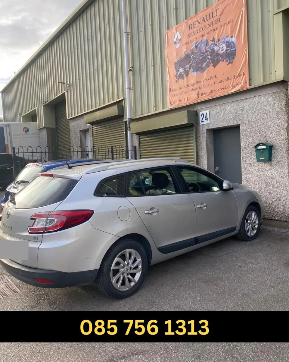 2012 Renault Megane Estate for breaking - Image 1