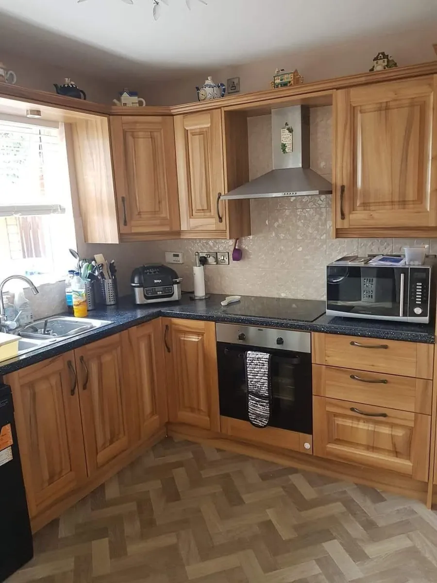 Kitchen furniture respraying - Image 3