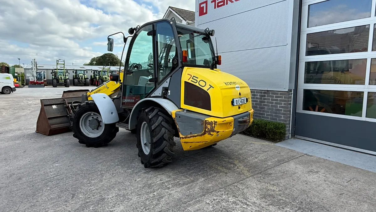 2010 Kramer 750T Wheel Loader - Image 3