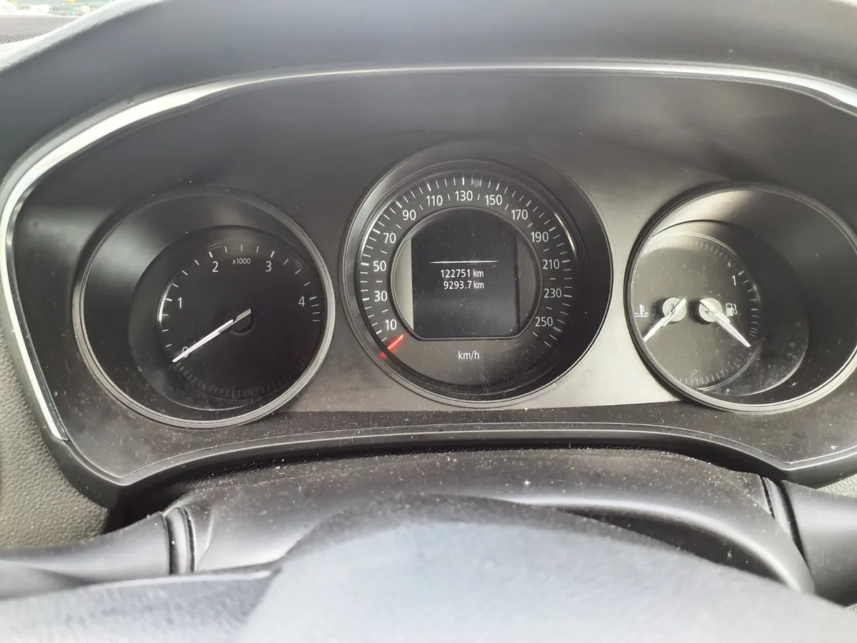 Renault Megane 2018 - Image 3