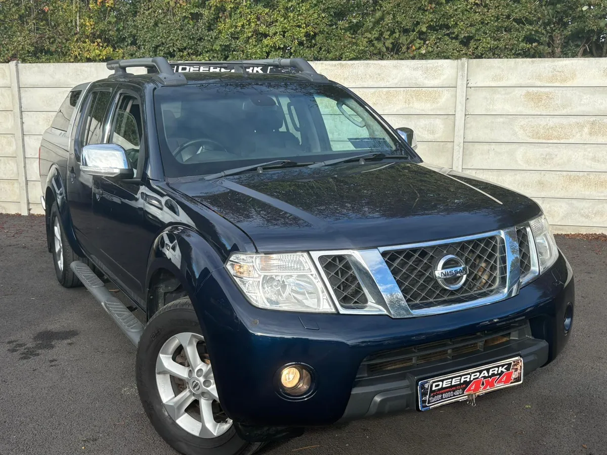 2015 Nissan Navara 2.5 DCI TEKNA Crewcab - Image 1