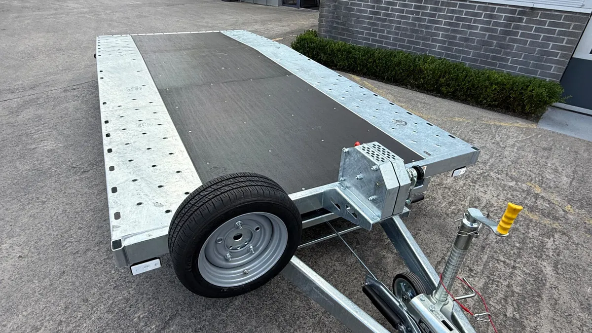 Bateson 14ft Beaver Tail Trailer - Image 3