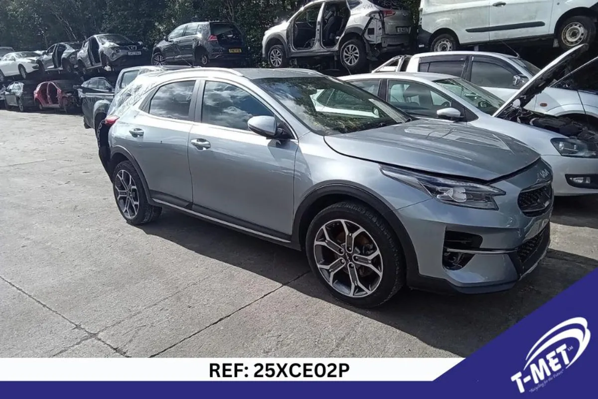 2022 KIA  XCEED BRAKING FOR PARTS - Image 3