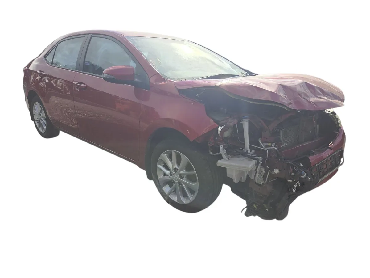 2014 TOYOTA COROLLA For Breaking/Dismantling - Image 1