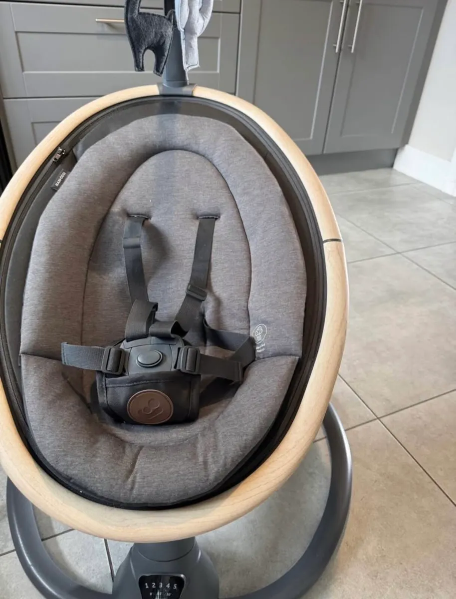 Maxi-Cosi Cassia Electric Swing - Beyond Graphite - Image 2