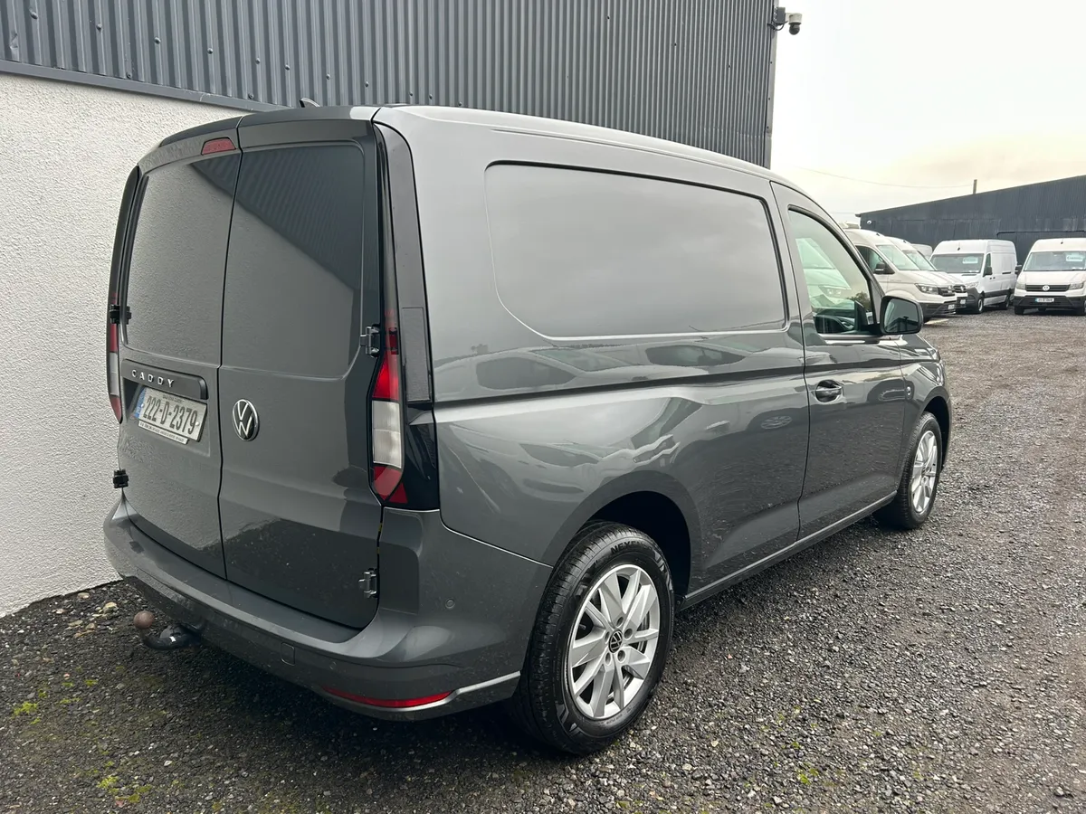 2022 Volkswagen Caddy 122 Bhp / Air con - Image 4