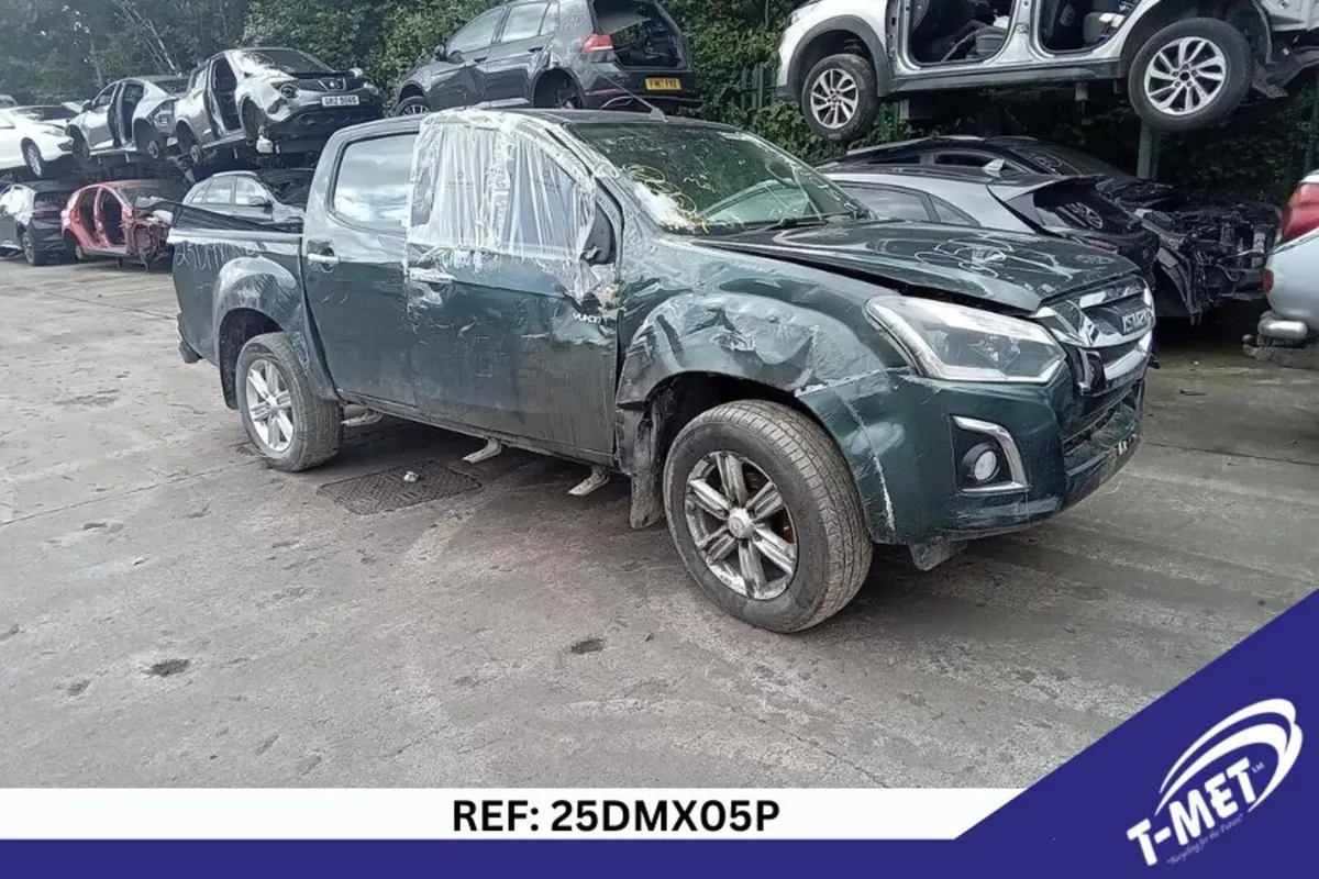 2018 ISUZU D-MAX BREAKING FOR PARTS - Image 3