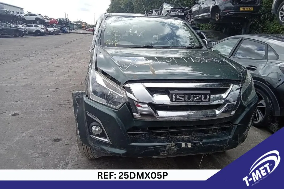 2018 ISUZU D-MAX BREAKING FOR PARTS - Image 2