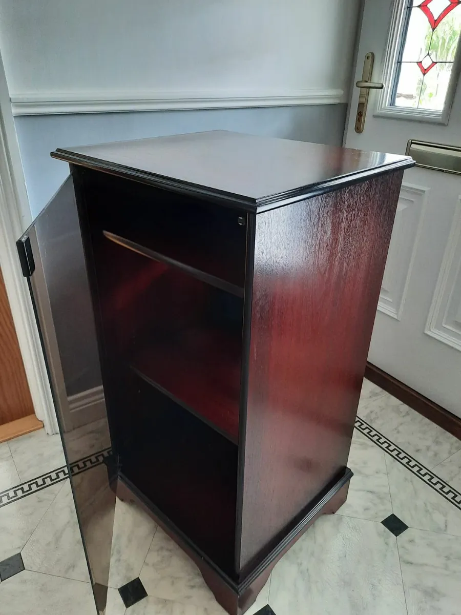 FURNITURE  - WINDOW BLIND  - TV STAND - HEADBOARD - Image 3