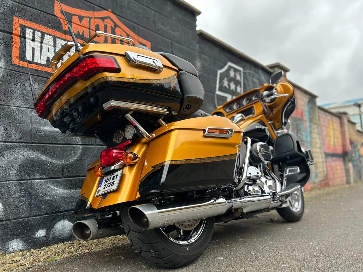 2015 HARLEY-DAVIDSON Ultra Ltd CVO - Image 4