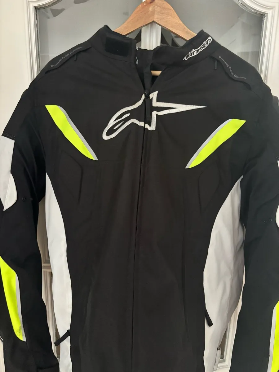 Alpinestars Motorbike Jacket 2XL - like new - Image 2