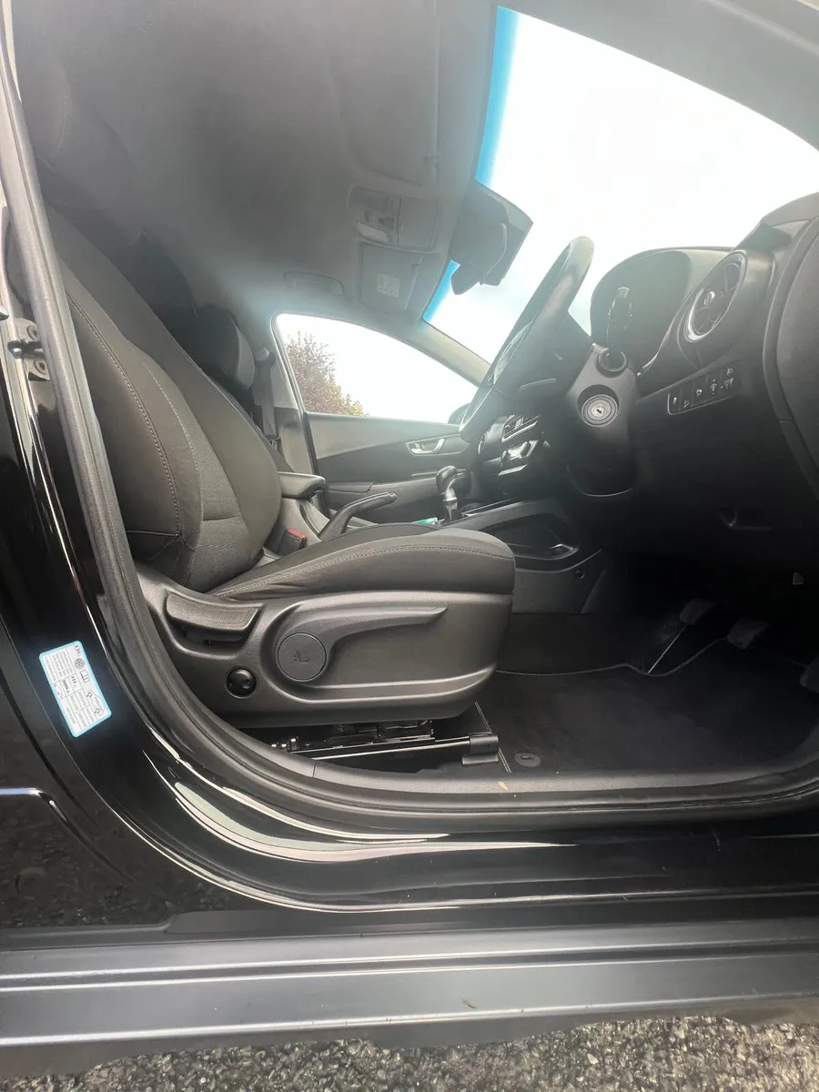 2021 Hyundai Kona Executive Tiny KLM’s - Image 4