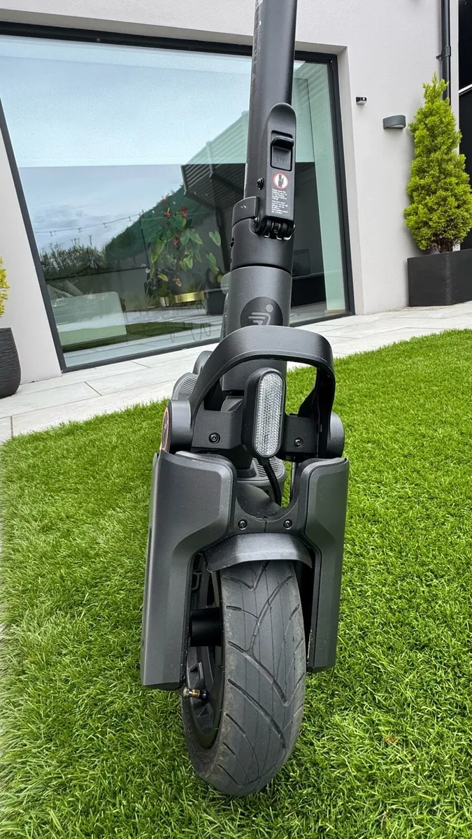 Segway Ninebot Electric Scooter - Image 2