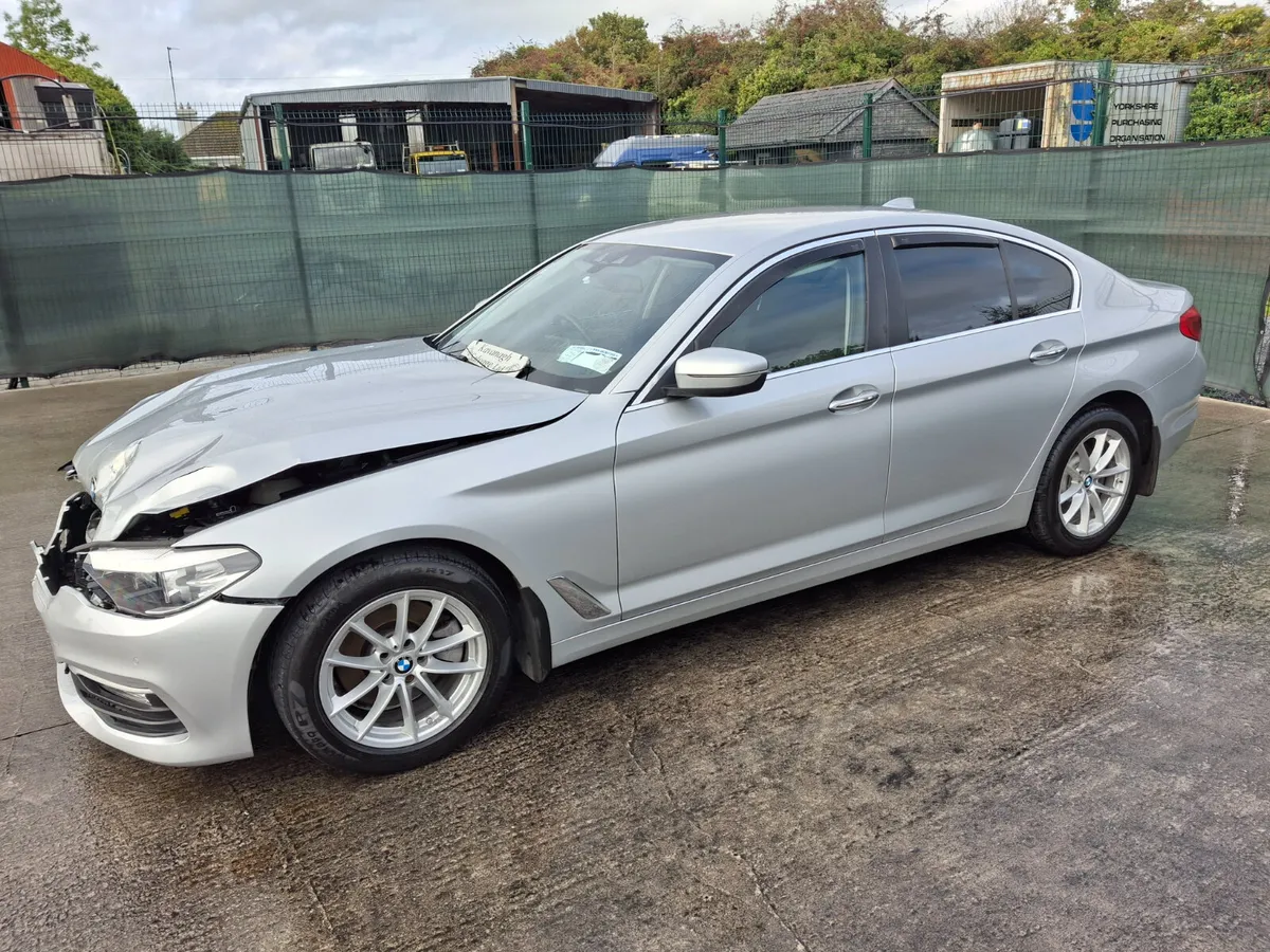 €500 OFF *2018 BMW 520 D Automatic light Damage - Image 4
