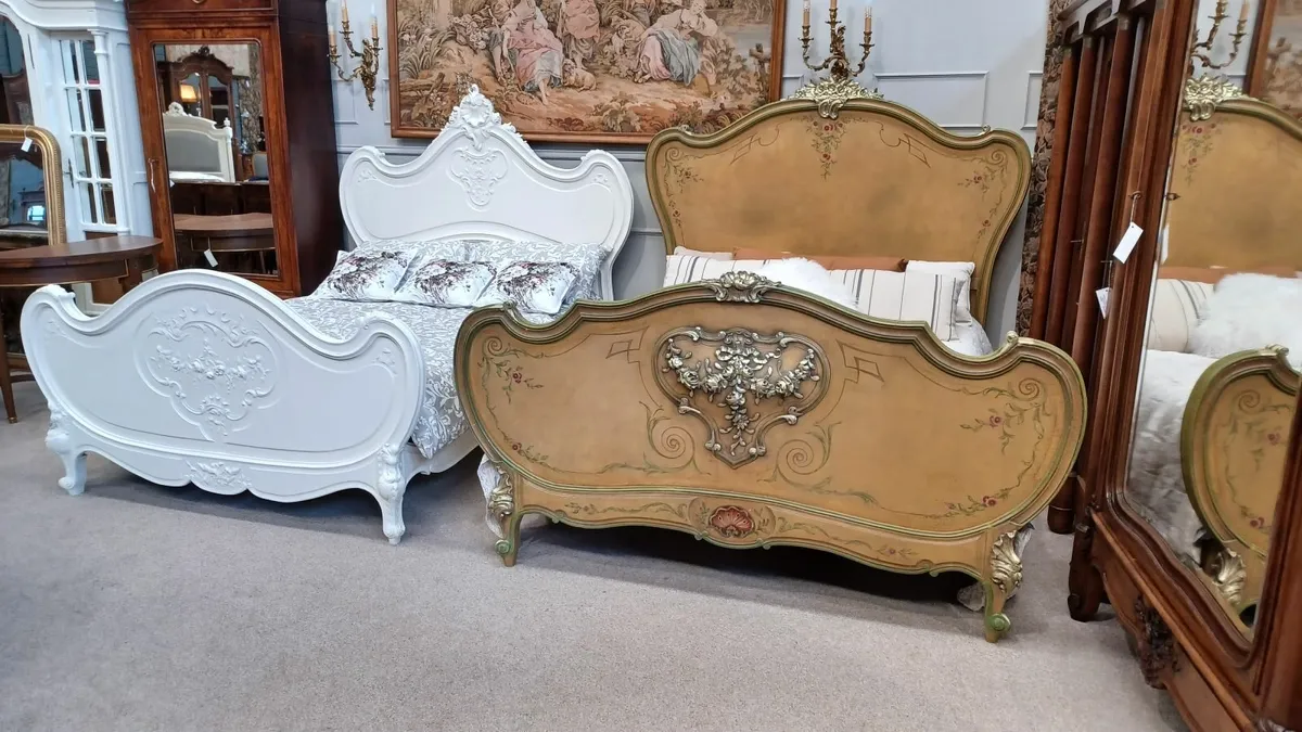 Two unique antique  beds - Image 1