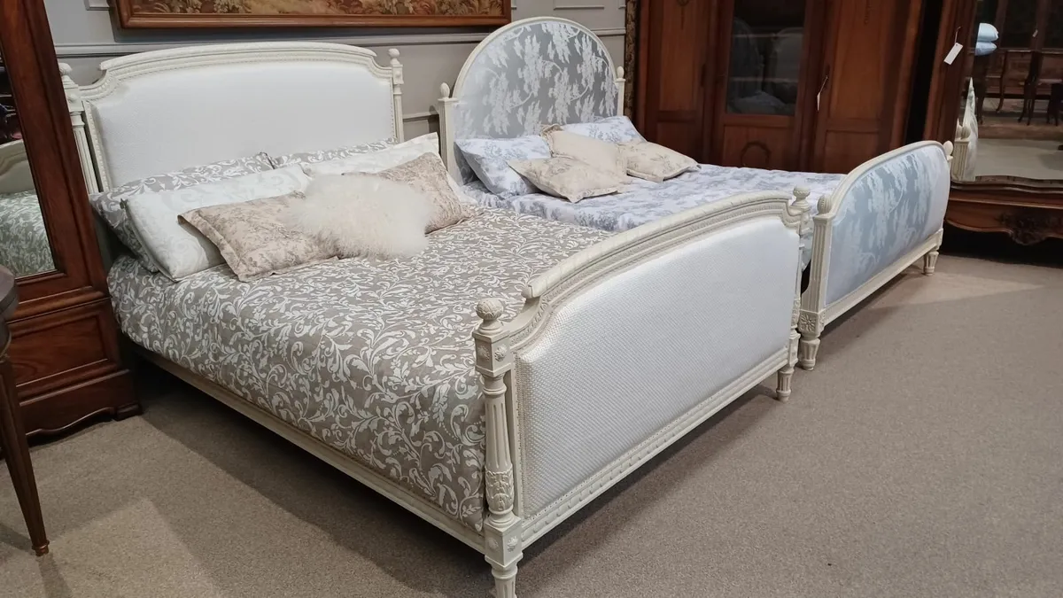 Two unique antique KING SIZE Louis XVI beds - Image 3