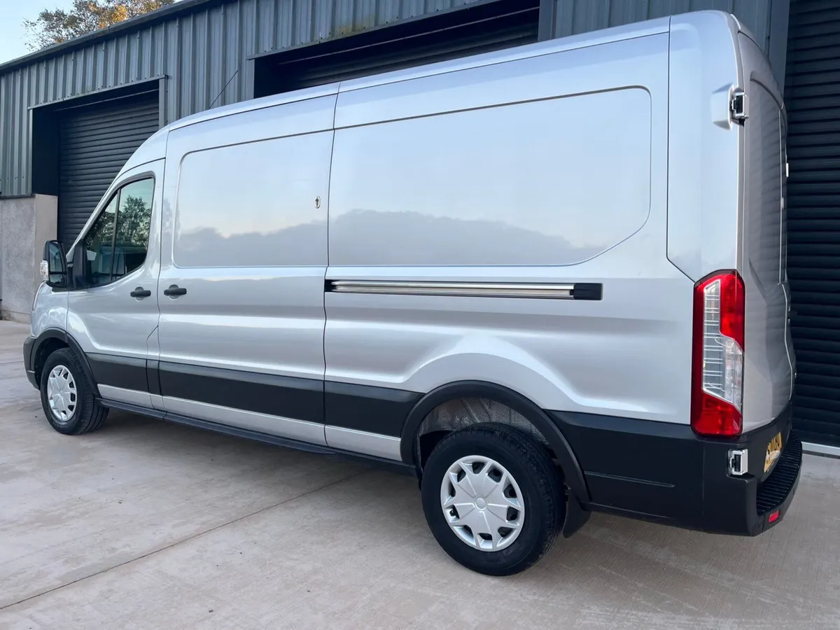 Ford Transit 2022 - Image 4