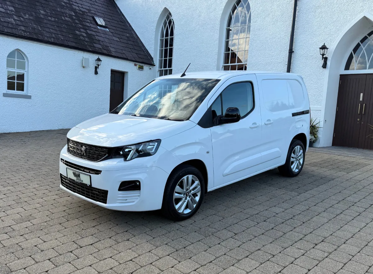 2021 Peugeot Partner Professional 100bhp GT Spec - Image 3