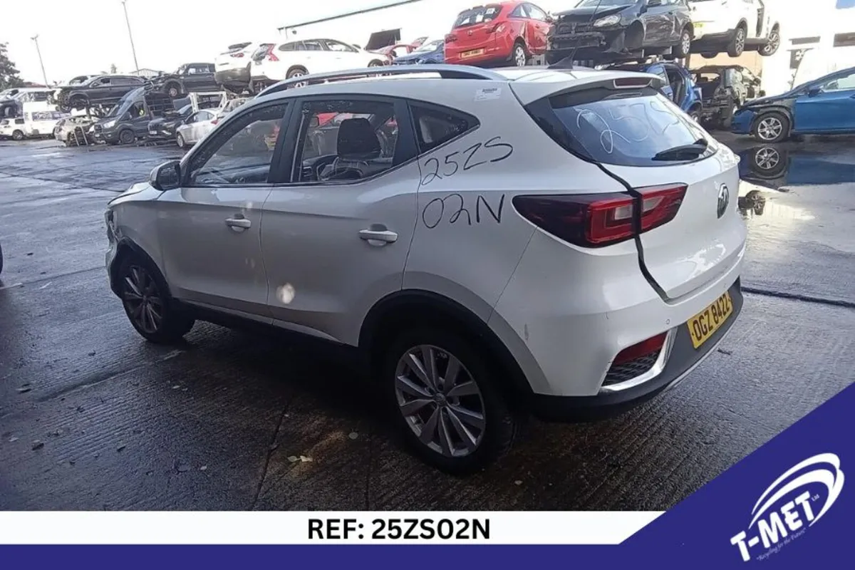 2019 MG ZS BREAKING FOR PARTS - Image 4