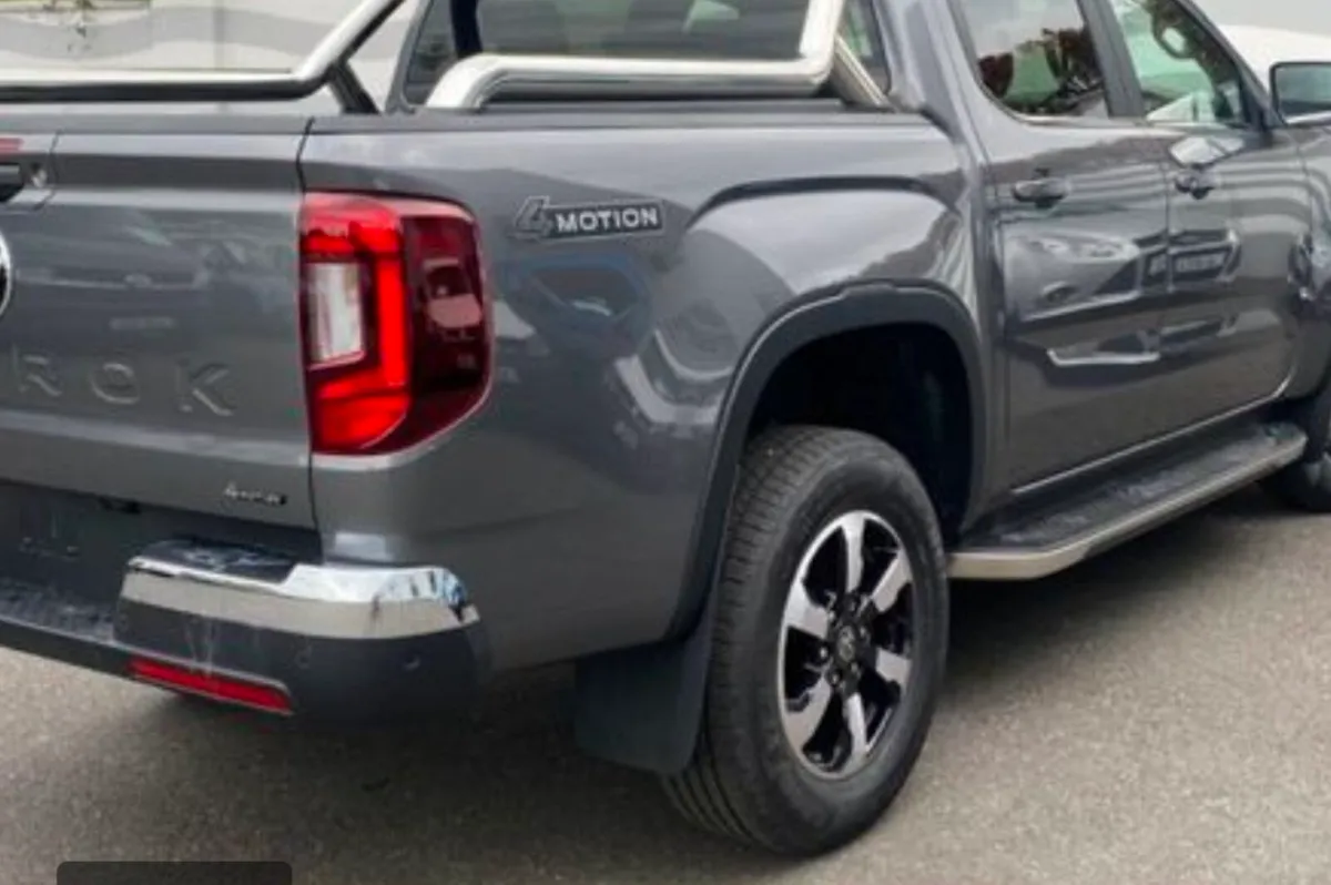 VW Amarok Roll bars and Roller Cover - Image 4