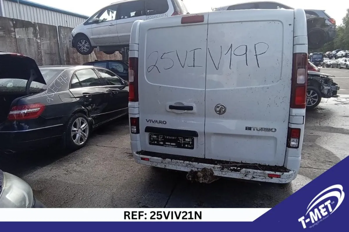 2019 VAUXHALL VIVARO BREAKING FOR PARTS - Image 2