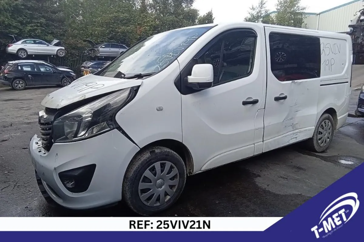 2019 VAUXHALL VIVARO BREAKING FOR PARTS - Image 4