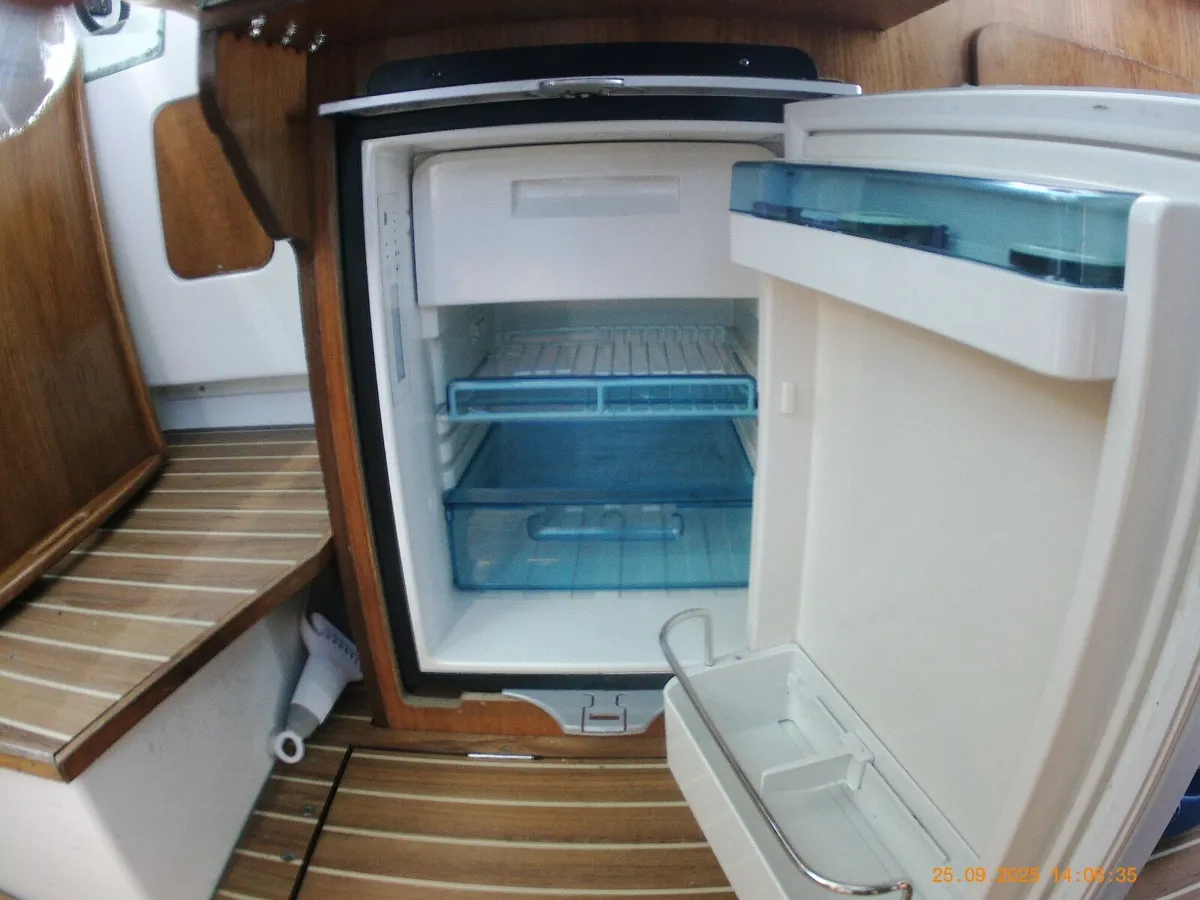 Jeanneau Merry Fisher 925 - Image 3