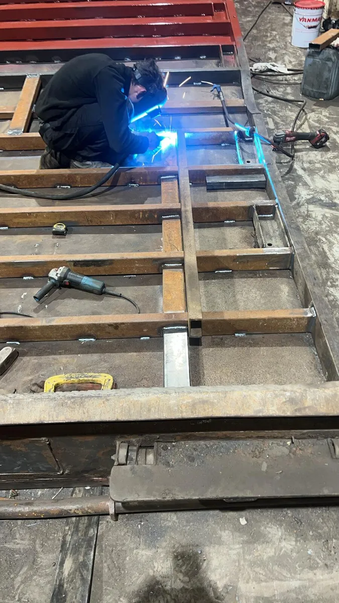 Yard Person Wanted – Sanding & Masking / Mechanic - Image 2