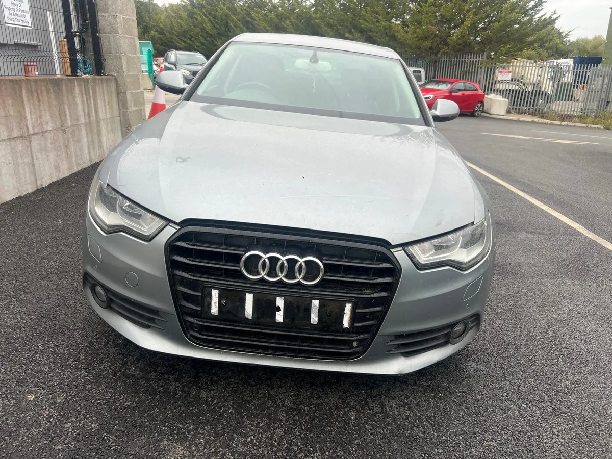 12 AUDI A6 SE Breaking Only - Image 2