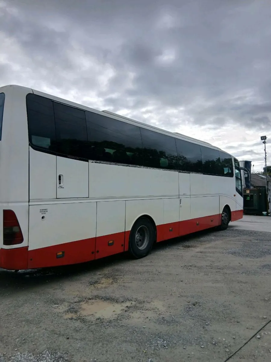 Mercedes Touro - Image 4