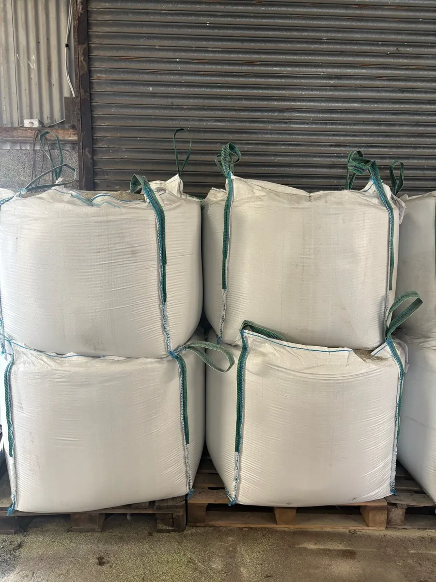 Sandblasting glass - Image 1