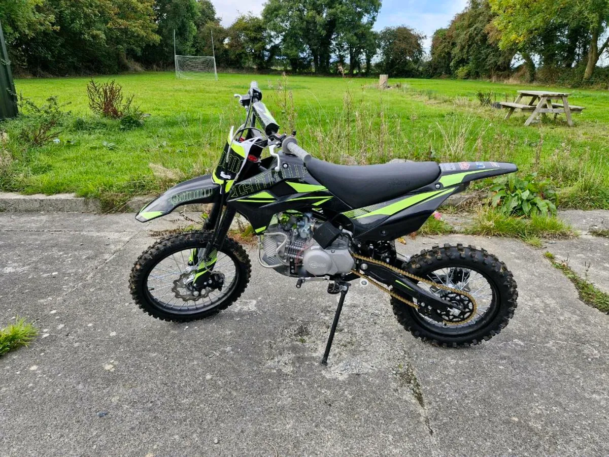 Moto cross bike - Image 1
