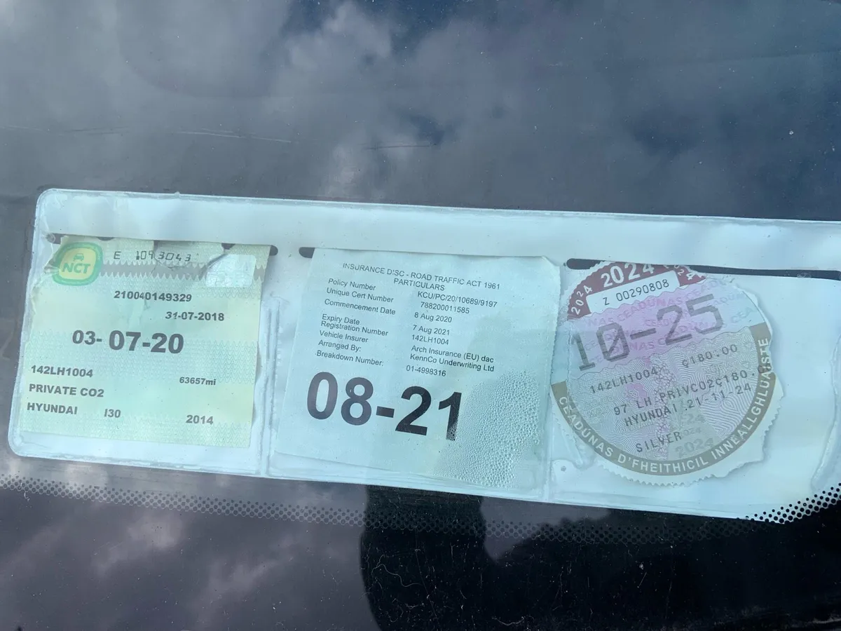 Hyundai i30 1.6d low mileage - Image 2