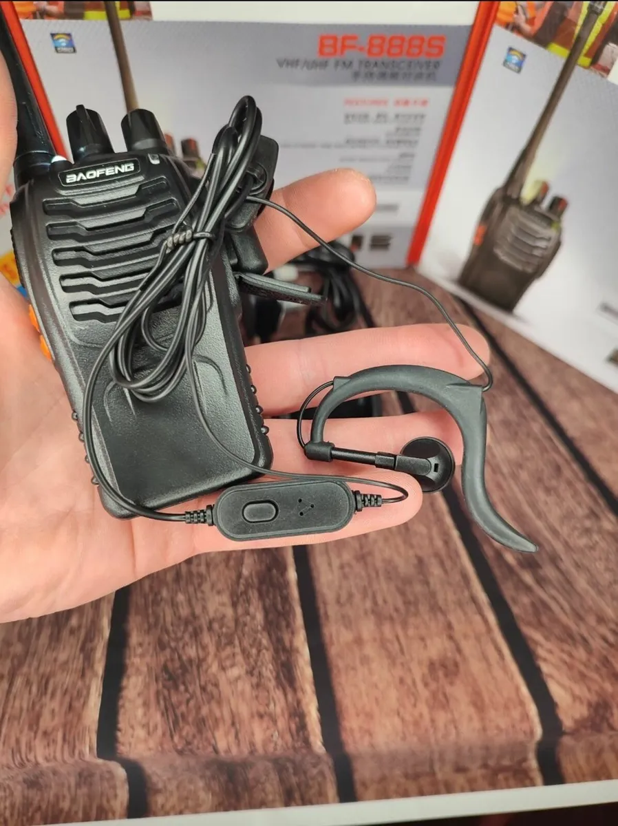 Professional Long Range Walkie Talkie Radios 2PCS - Image 3