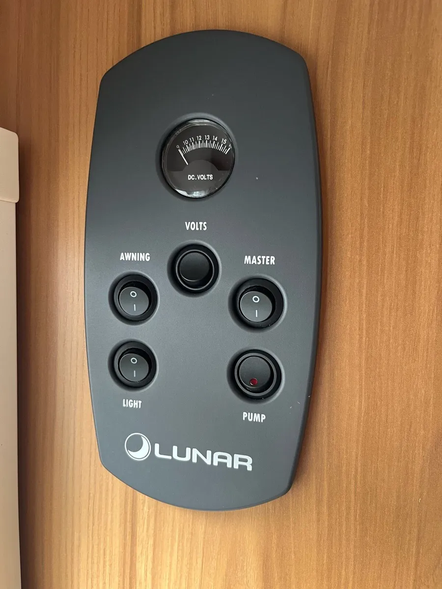 LUNAR QUASAR 534 2015 model - Image 3