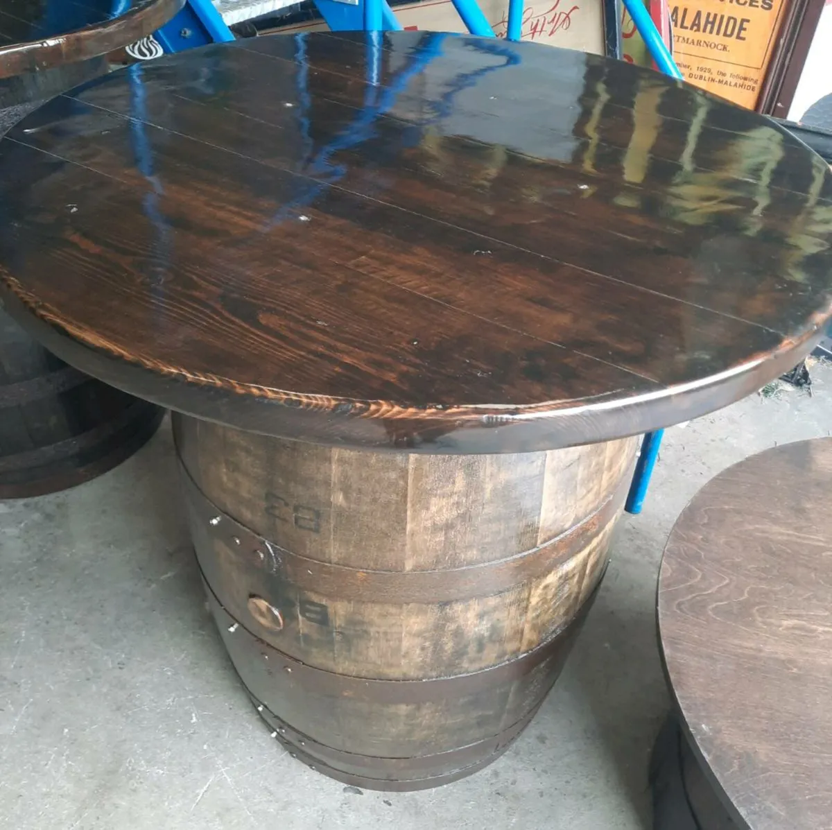 Oak whiskey barrel table - Image 2
