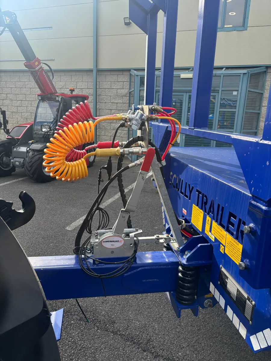 Scully 28ft Bale Trailer - Image 3