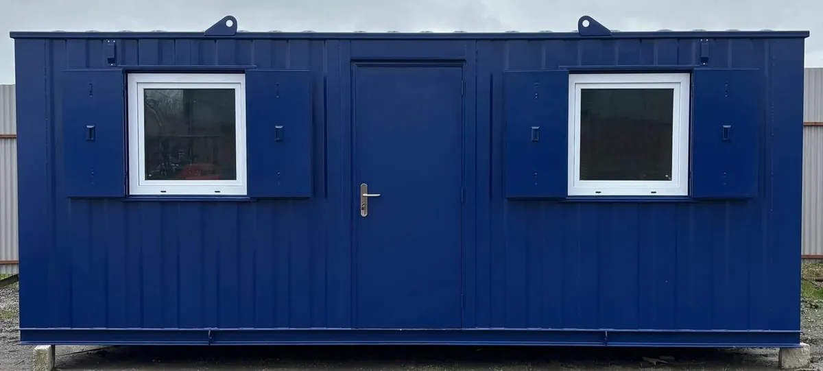 Cabins  and  Containers - Image 1