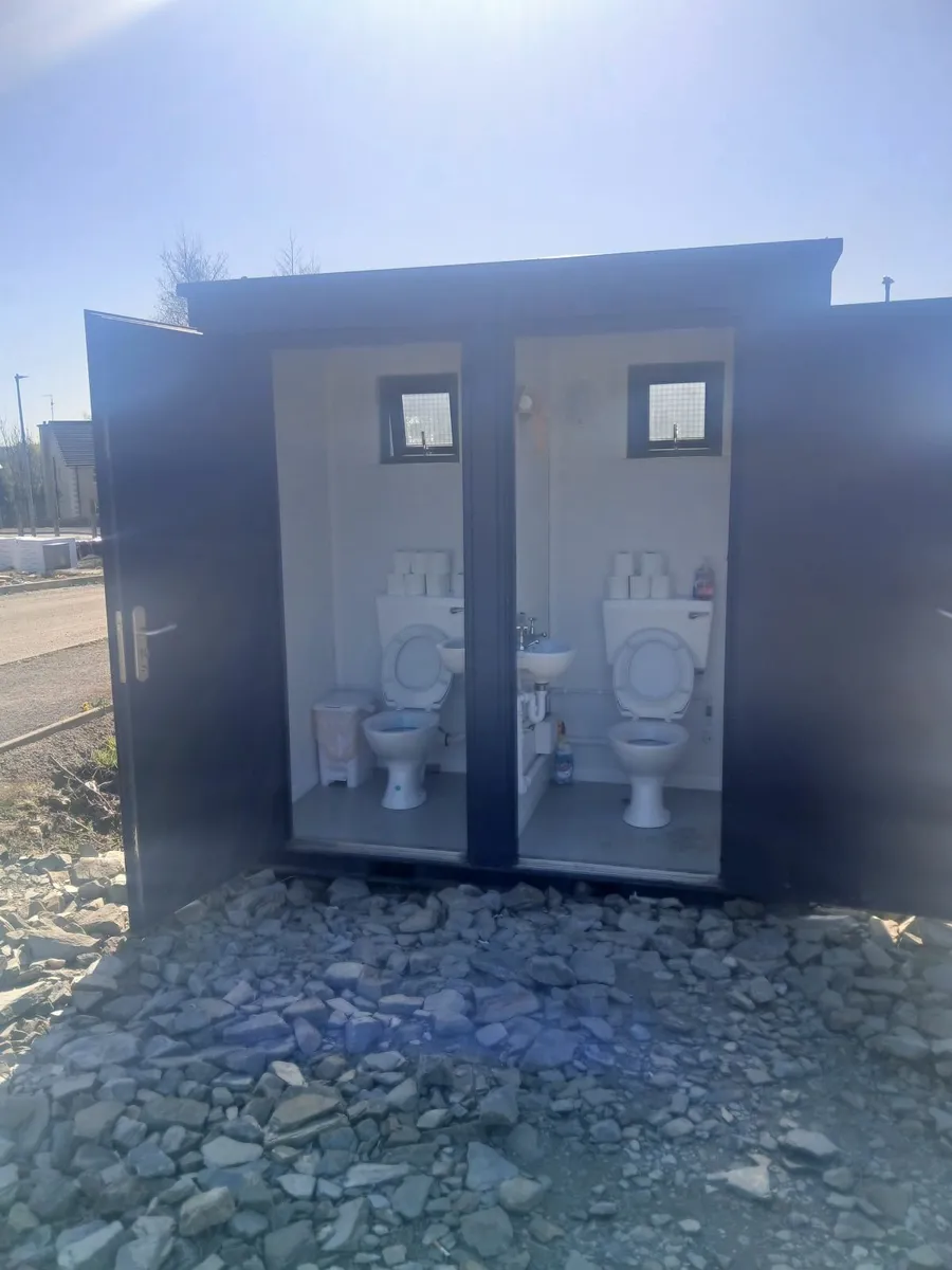 Cabins  and  Containers - Image 3